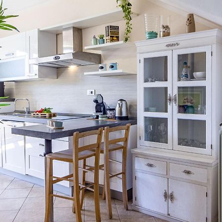 Charlotte Apartment - For Family And Groups Porto Torres Εξωτερικό φωτογραφία