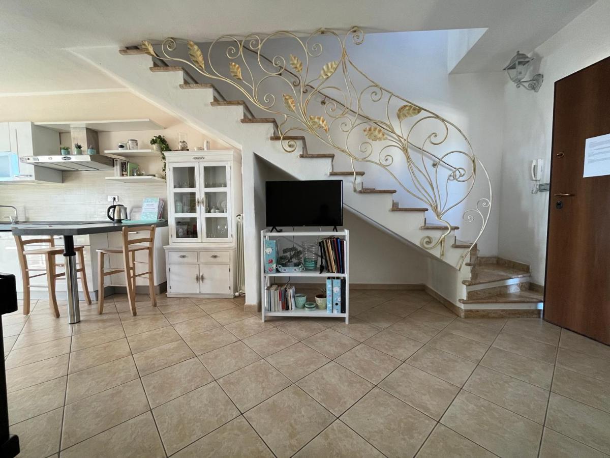 Charlotte Apartment - For Family And Groups Porto Torres Εξωτερικό φωτογραφία