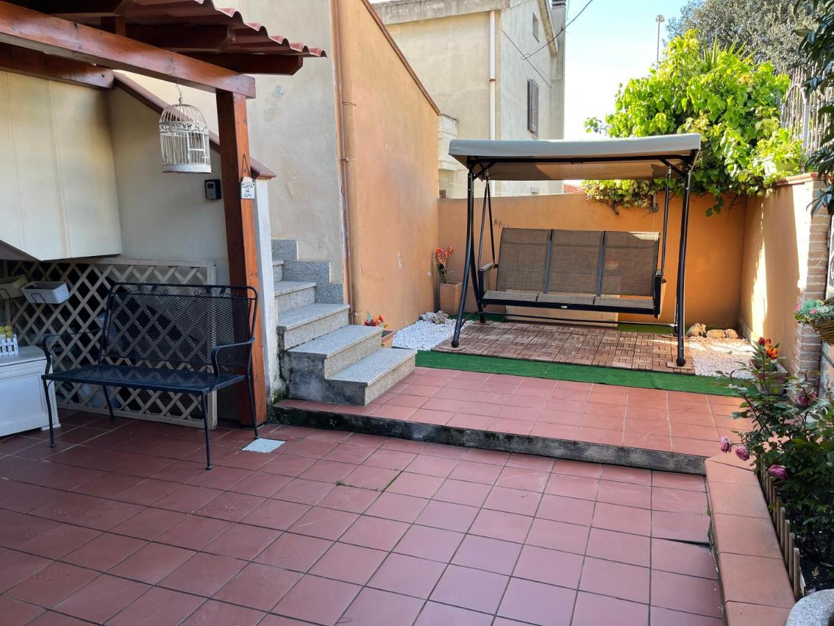 Charlotte Apartment - For Family And Groups Porto Torres Εξωτερικό φωτογραφία
