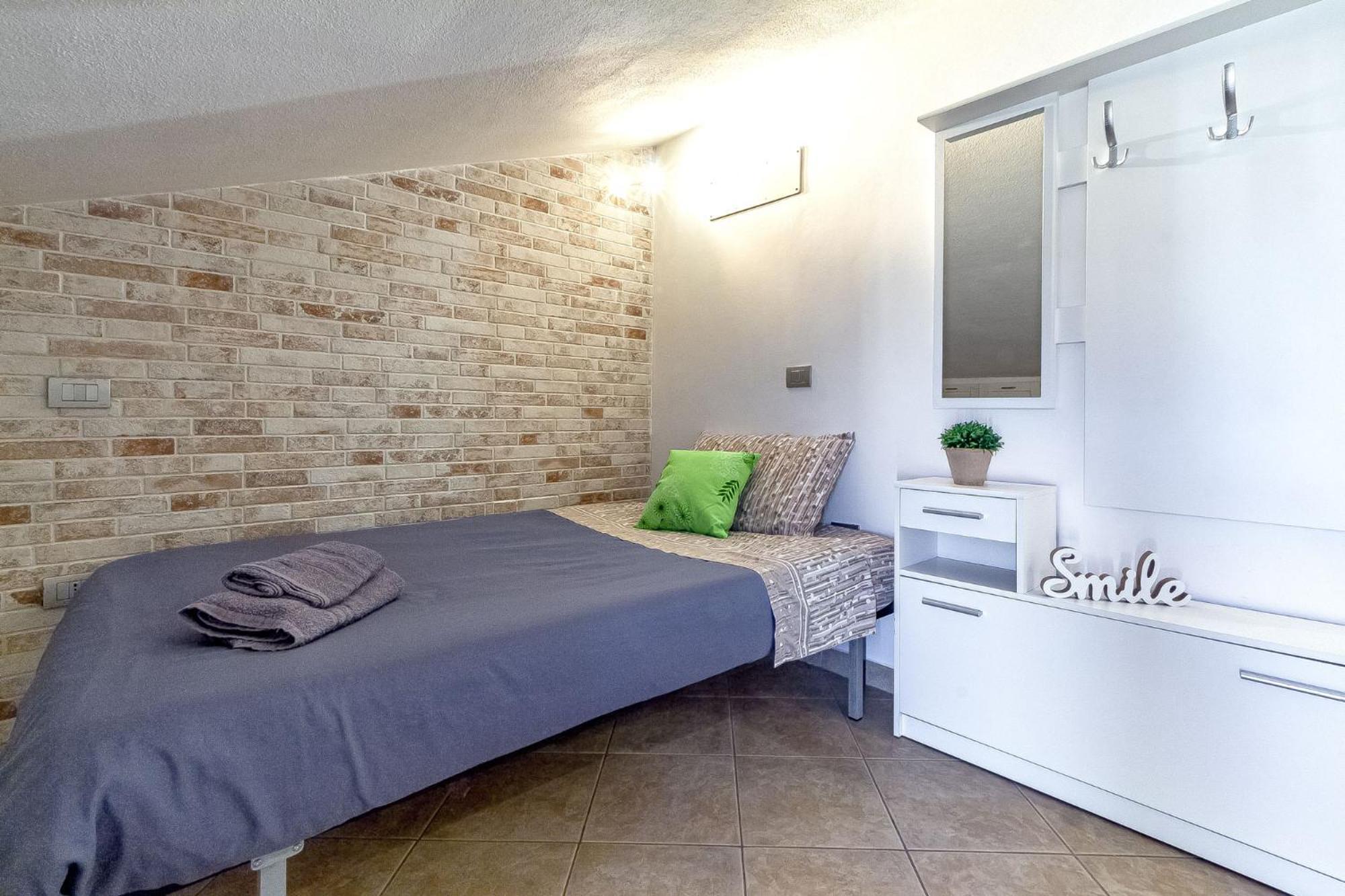 Charlotte Apartment - For Family And Groups Porto Torres Εξωτερικό φωτογραφία