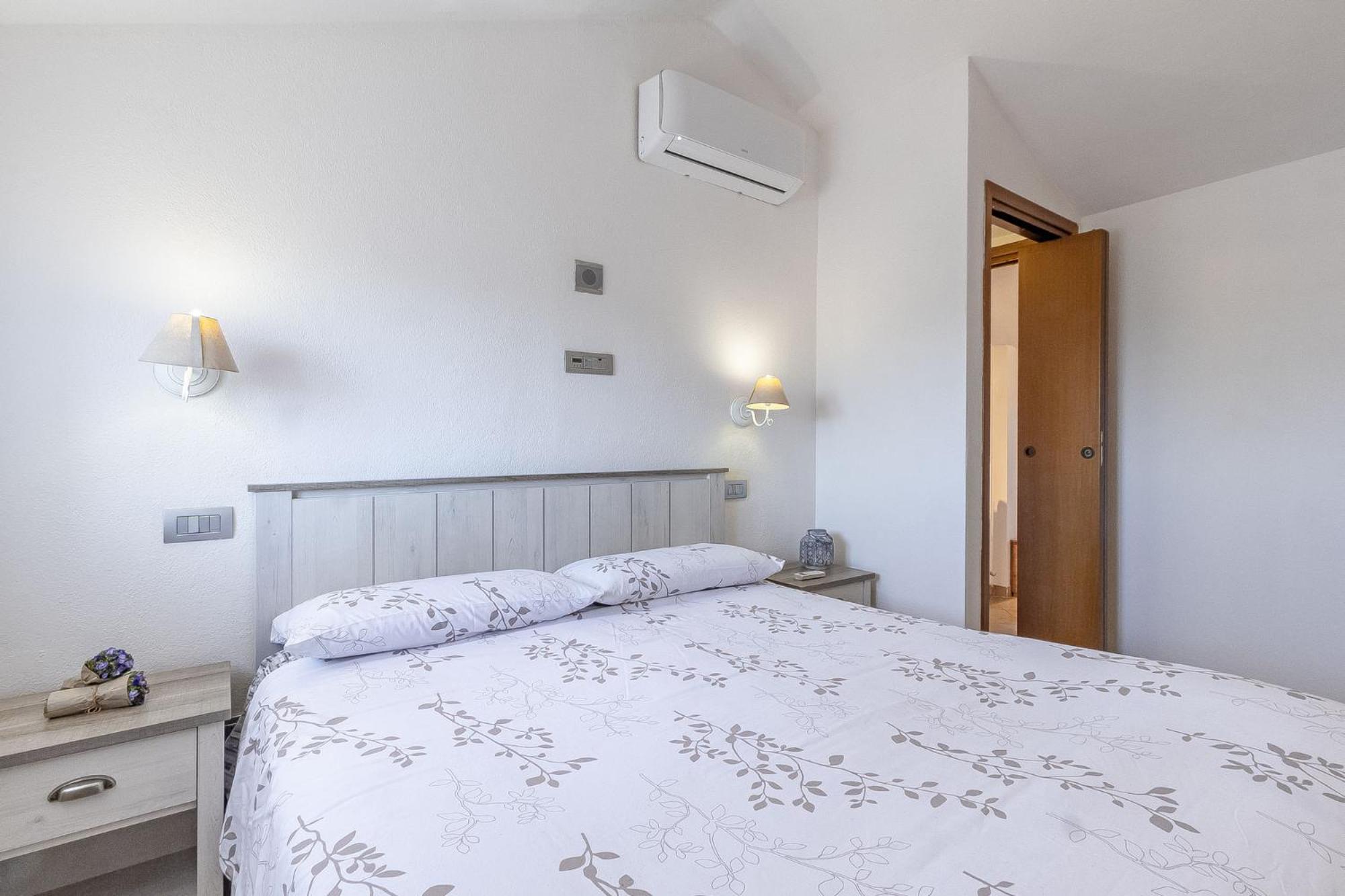 Charlotte Apartment - For Family And Groups Porto Torres Εξωτερικό φωτογραφία